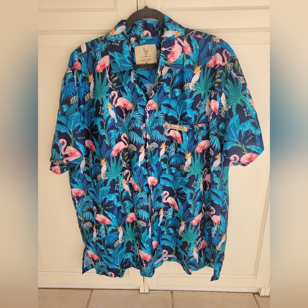 Man's XL Aruba tropical dress shirt